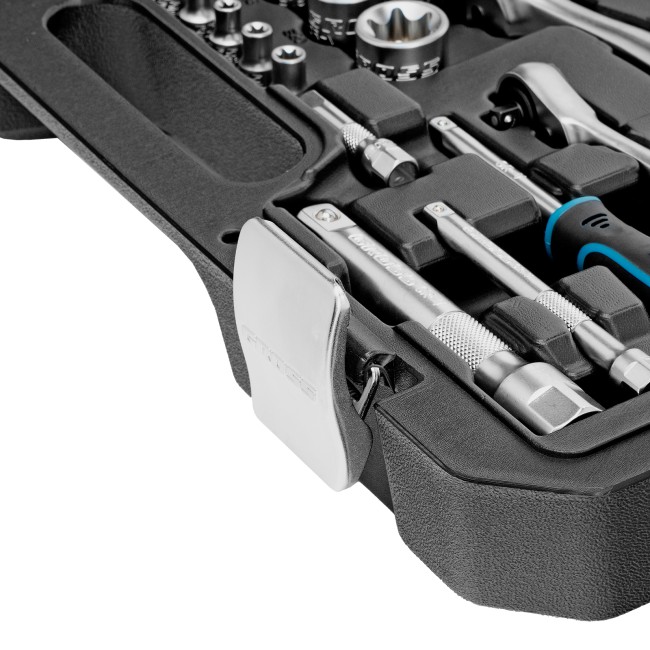 Набор инструментов 1/4", 1/2" CrV 109 предметов Gross Набор инструментов 1/4", 1/2" CrV 109 предметов Gross