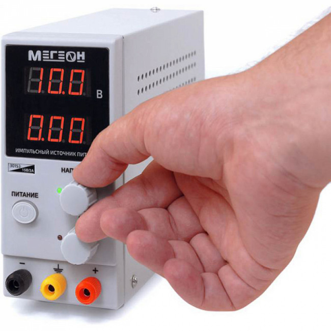 Импульсный источник питания МЕГЕОН 30153 Импульсный источник питания МЕГЕОН 30153