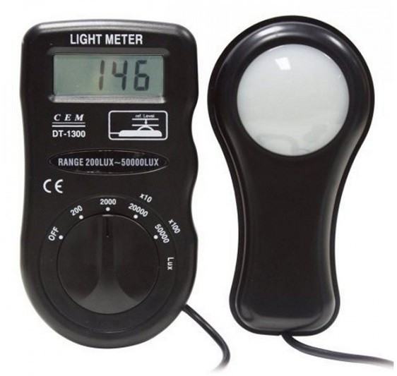 Люксметр CEM DT-1300 Люксметр CEM DT-1300